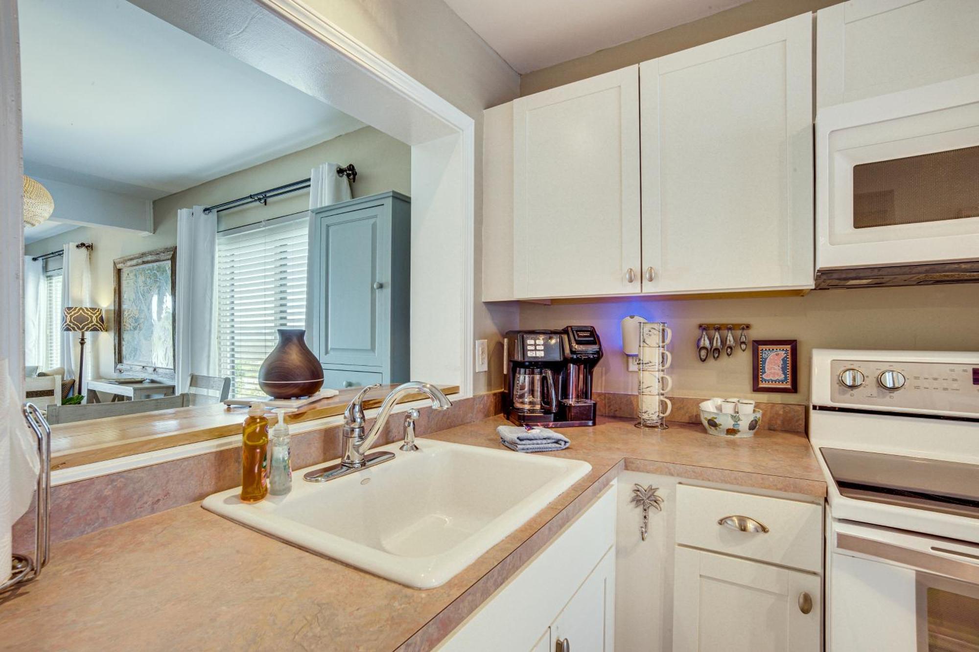 Harbor Island Condo With Deck - Steps To Beach! Oceanmarsh Subdivision Екстер'єр фото